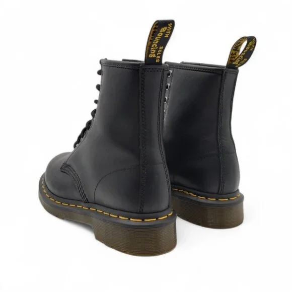 Dr. Martens Women's Size 6 Black 1460 Smooth Leather 8 Eye Lace Up Ankle Boots